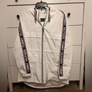 Oversized windbreaker